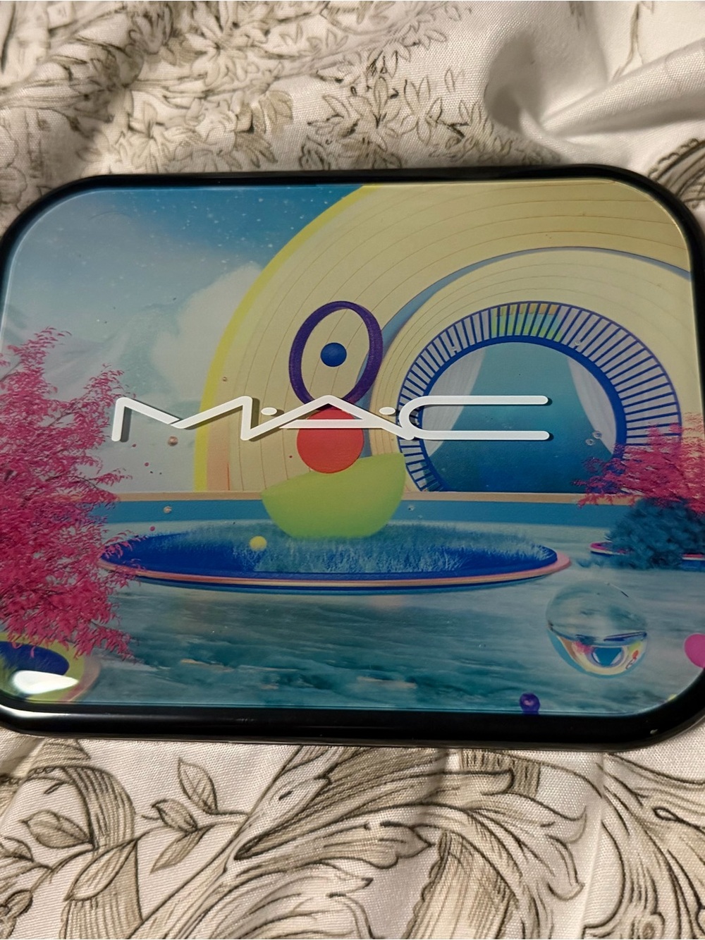 MAC Cosmetics Colorful Graphic Compact - Blue, Yellow, Pink